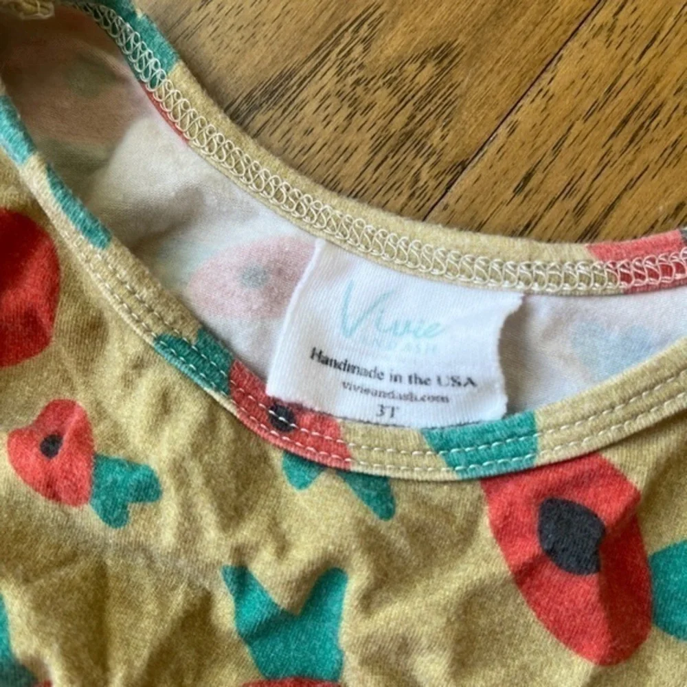 Vivie & Ash Bamboo Three Quarter Sleeve Twirly Dress, Floral/ Poppy Size 3T, GUC